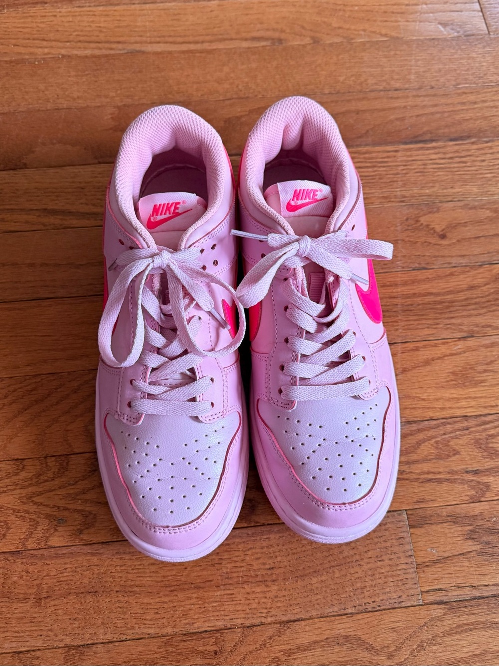 Nike Dunk Low Triple Barbie Pink Shoes Men’s size 8 / Women’s size 9 - Picture 7 of 10